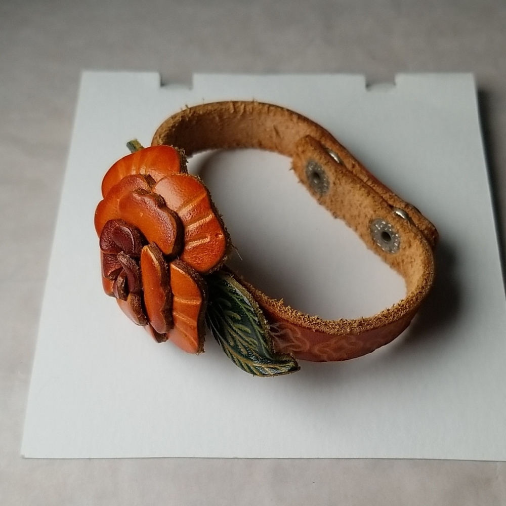 Leather Flower Bracelet